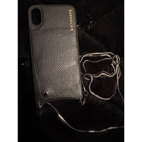 Bandolier iPhone XS Max  Sarah wallet case &
Silvertone snake jewelry chain - Picture 1 of 2